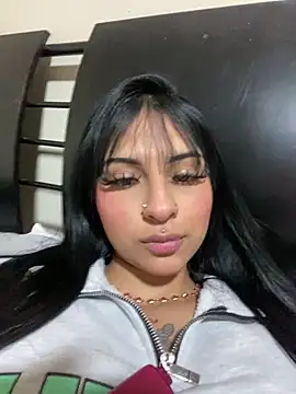Hilary pinkk online show from 03/18/25, 02:18