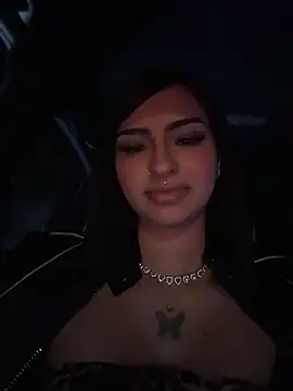 Hilary pinkk online show from 04/10/26, 12:17