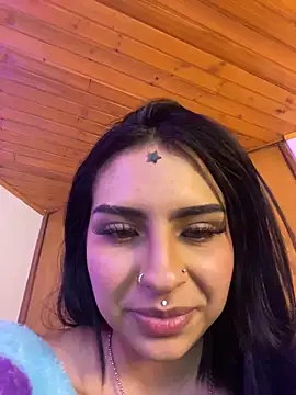 Hilary pinkk online show from 03/21/26, 03:19