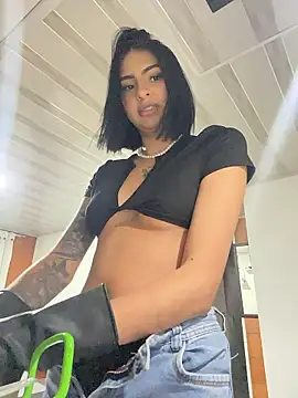 Hilary pinkk online show from 01/08/26, 01:55