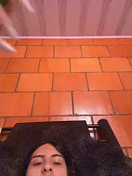 Hilary pinkk online show from 12/17/25, 10:04