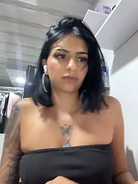 Hilary pinkk online show from 03/29/26, 03:19