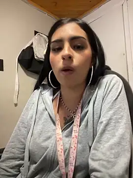Hilary pinkk online show from 10/15/25, 01:59