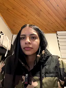 Hilary pinkk online show from 10/11/25, 01:39