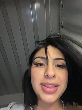 Hilary pinkk online show from 12/14/25, 02:07