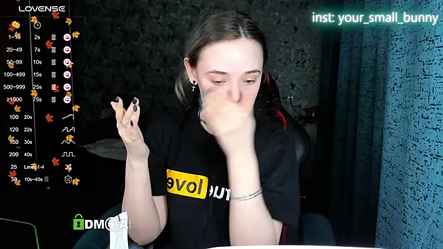 Your small bunny online show from 12/02/25, 02:12