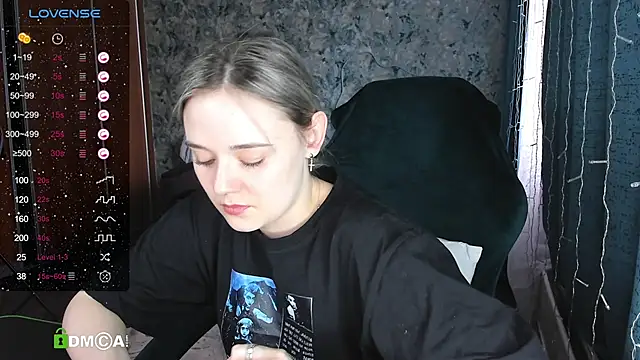 Your small bunny online show from 02/26/25, 04:19