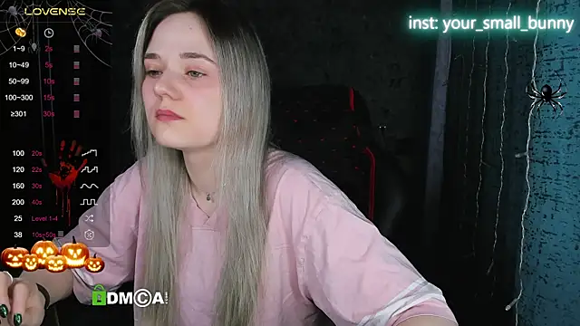 Your small bunny online show from 10/28/25, 02:01