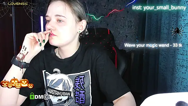 Your small bunny online show from 11/02/25, 02:05