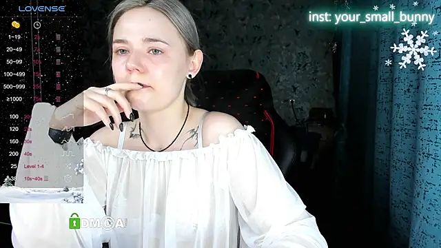 Your small bunny online show from 12/21/25, 02:03