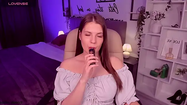 BellaSweetHeart online show from 05/11/26, 04:59