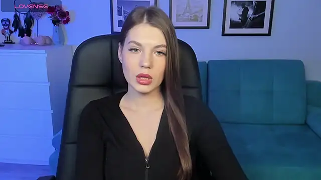 BellaSweetHeart online show from 03/19/25, 12:23