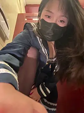 Xixi-Gala online show from 10/28/25, 04:57