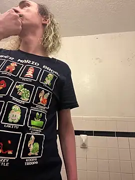 tallnerdyguy online show from 04/02/26, 01:24