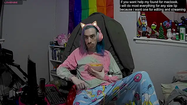 Snapshot of tallnerdyguy chatting on 02/26/25, 01:46 tallnerdyguy online show from 02/26/25, 01:46