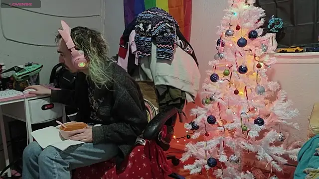 tallnerdyguy online show from 12/20/25, 03:42