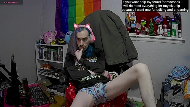 Snapshot of tallnerdyguy chatting on 02/28/25, 02:20 tallnerdyguy online show from 02/28/25, 02:20