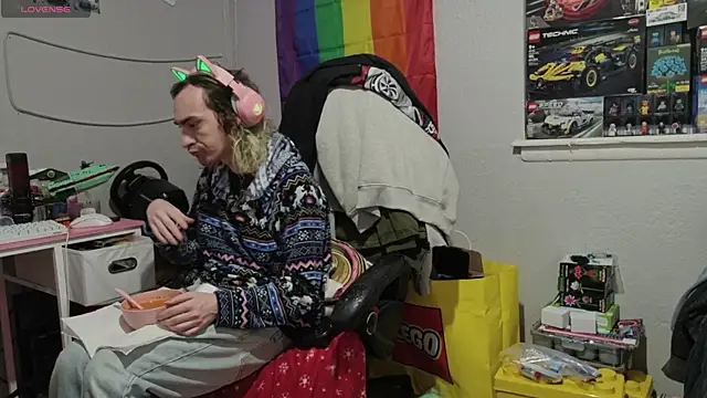 tallnerdyguy online show from 04/08/26, 02:13