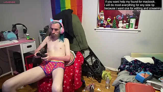 Snapshot of tallnerdyguy chatting on 03/17/25, 02:52 tallnerdyguy online show from 03/17/25, 02:52