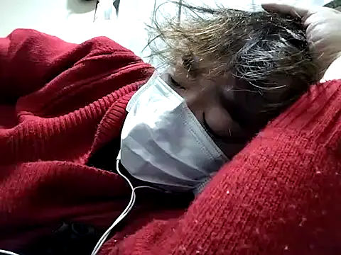 Snapshot of SAITO-YASUYUKI7 chatting on 01/17/25, 02:28 SAITO-YASUYUKI7 online show from 01/17/25, 02:28