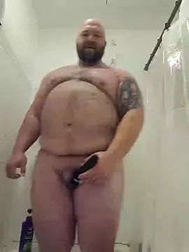 Snapshot of Strong_Bear89 chatting on 01/26/25, 04:20 Strong Bear89 online show from 01/26/25, 04:20