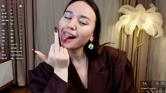 margeriTirell online show from 02/28/26, 06:35