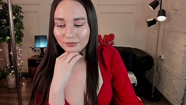 margeriTirell online show from 02/14/26, 06:46