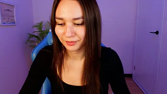 Snapshot of margeriTirell chatting on 10/13/25, 07:10 margeriTirell online show from 10/13/25, 07:10