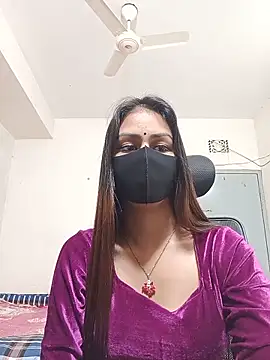 Snapshot of Tisha-01 chatting on 05/19/26, 03:02 Tisha-01 online show from 05/19/26, 03:02