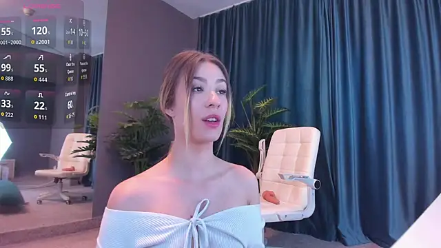 LaurynCopper online show from 02/25/26, 06:24