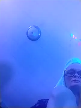 ivylee31 online show from 03/19/26, 04:56