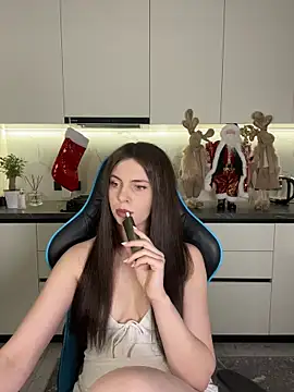 CurlyLara online show from 01/13/26, 04:44