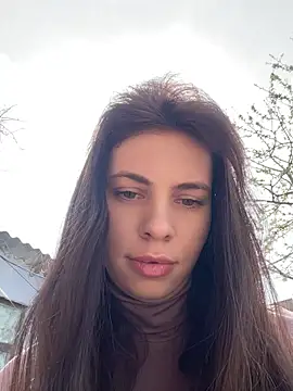 CurlyLara online show from 04/14/26, 11:48