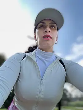 Alysson-- online show from 04/04/26, 01:17