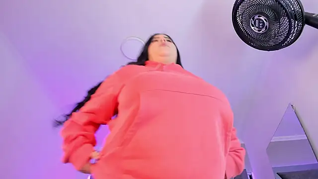 AmberiniHoffman online show from 11/18/25, 11:35