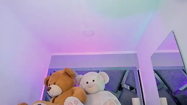 AmberiniHoffman online show from 10/10/25, 12:06