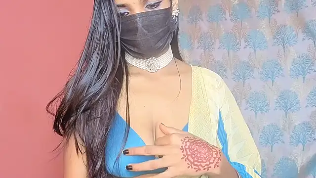 Snapshot of Indian_lovly chatting on 09/15/25, 01:22 Indian lovly online show from 09/15/25, 01:22