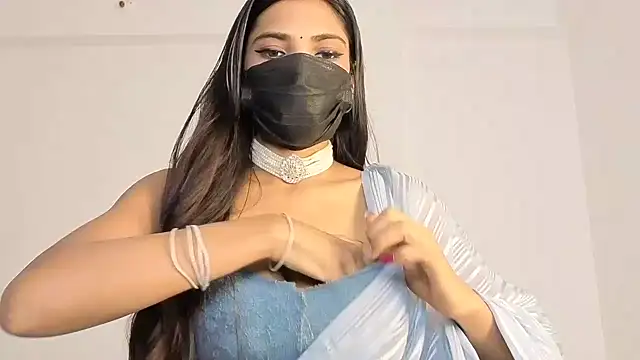 Indian lovly online show from 11/18/25, 09:34