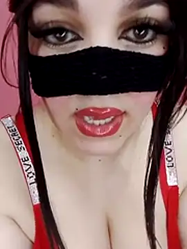 Snapshot of sexy-mariya chatting on 05/14/26, 02:52 sexy-mariya online show from 05/14/26, 02:52
