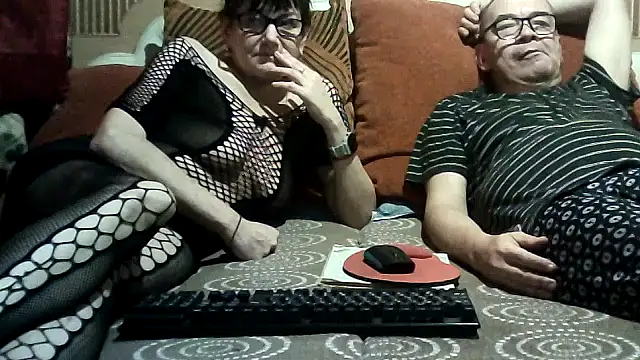 AlanaLaDream online show from 10/16/25, 07:55