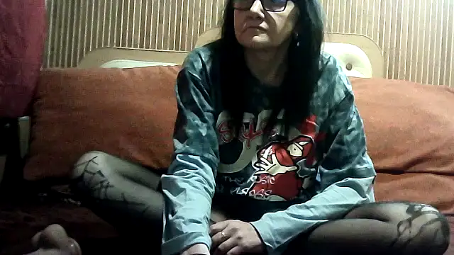 AlanaLaDream online show from 12/19/25, 12:40