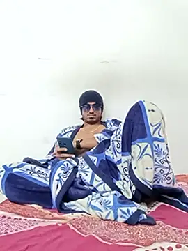 Snapshot of Samser0403 chatting on 12/18/25, 06:56 Samser0403 online show from 12/18/25, 06:56