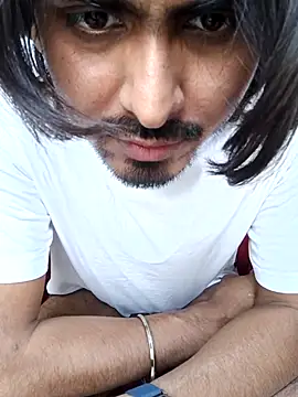 Snapshot of Samser0403 chatting on 03/21/26, 06:03 Samser0403 online show from 03/21/26, 06:03