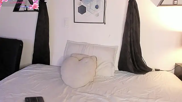 Khenta Michells online show from 02/21/26, 10:39