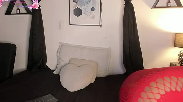 Khenta Michells online show from 02/27/26, 10:48