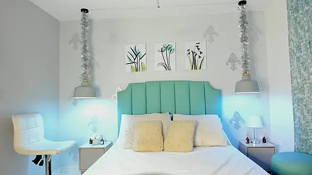 Khenta Michells online show from 03/04/25, 10:35