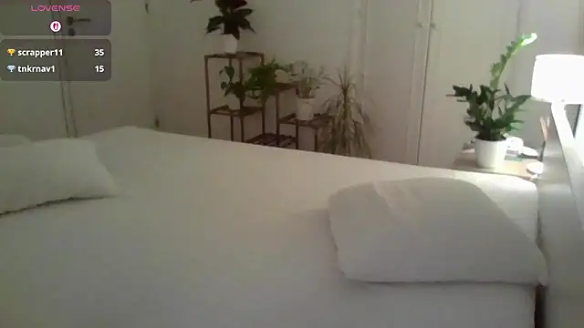 yournextdoorhottie online show from 05/01/26, 12:37