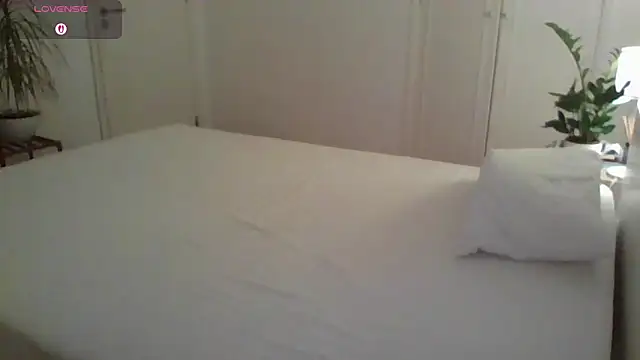 yournextdoorhottie online show from 05/24/26, 10:42