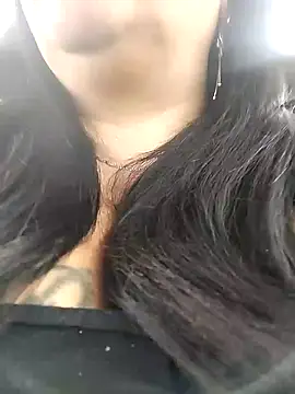 Snapshot of sara_pineros chatting on 02/12/25, 04:00 sara pineros online show from 02/12/25, 04:00