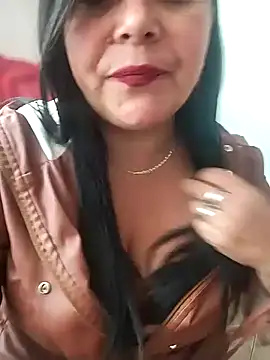 Snapshot of sara_pineros chatting on 01/22/25, 07:24 sara pineros online show from 01/22/25, 07:24